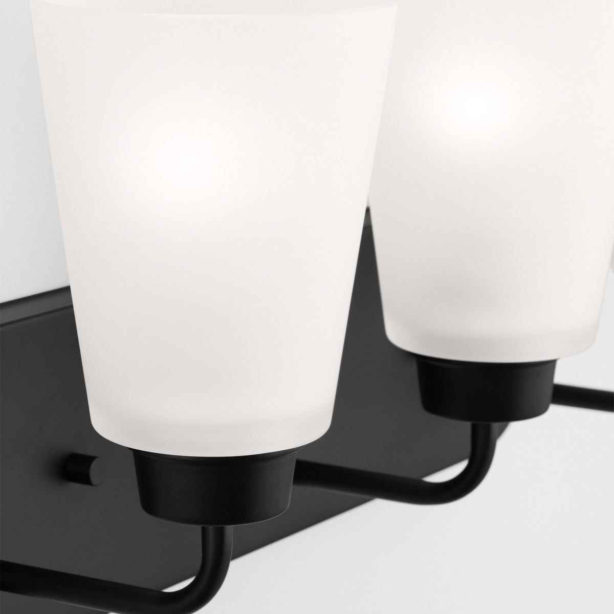 Kerrville Three Light Bath