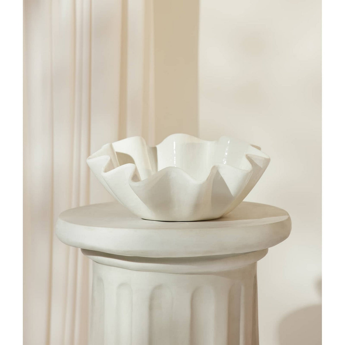 Ruffle Bowl — 9.75"