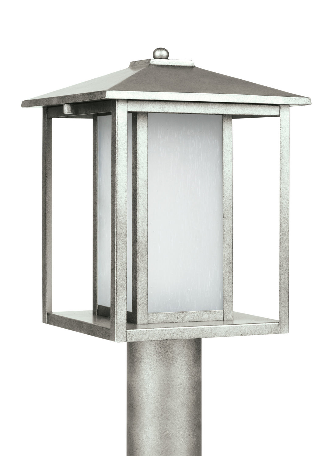 Hunnington 15" Post Lantern — Etched Seeded