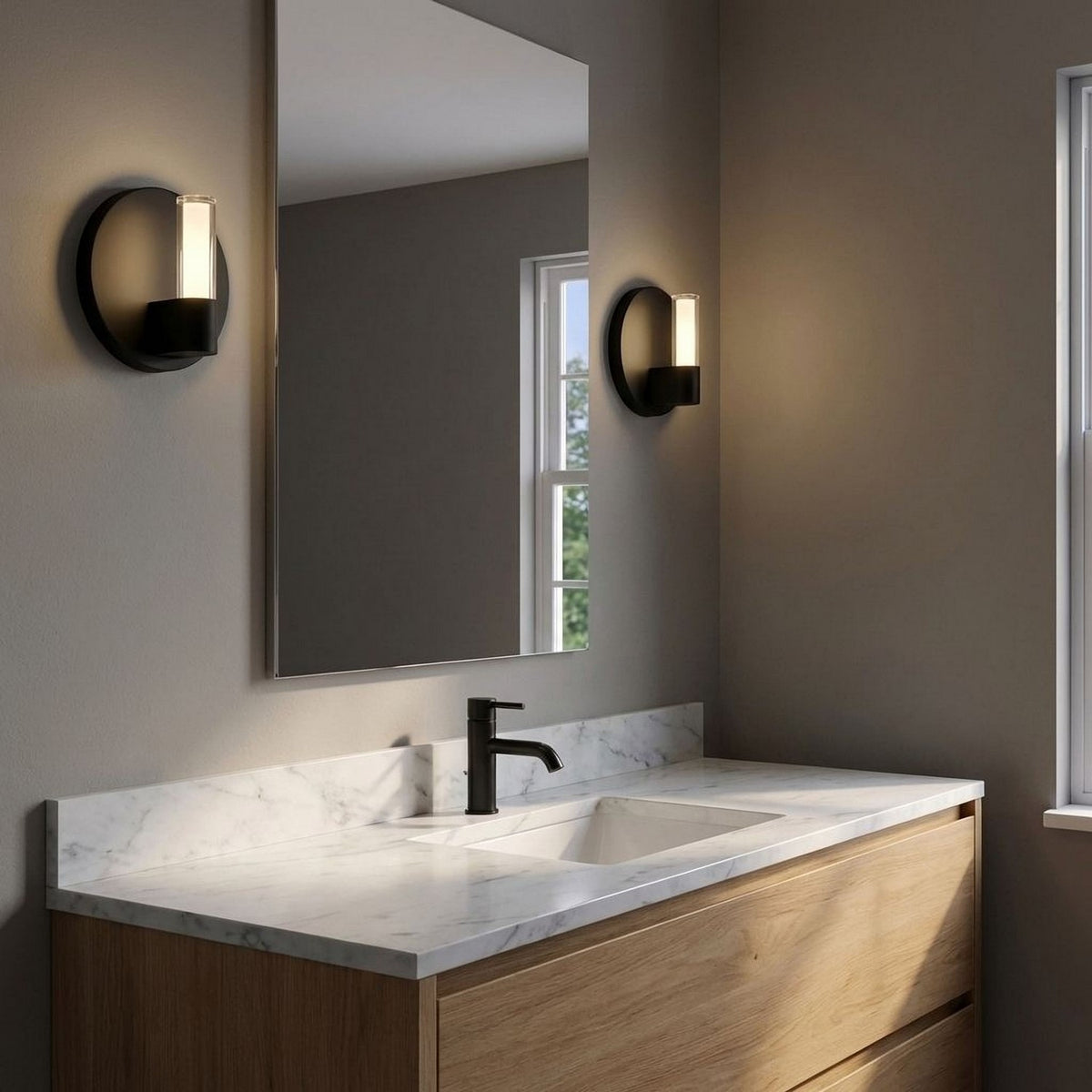 Silas 5 Sconce