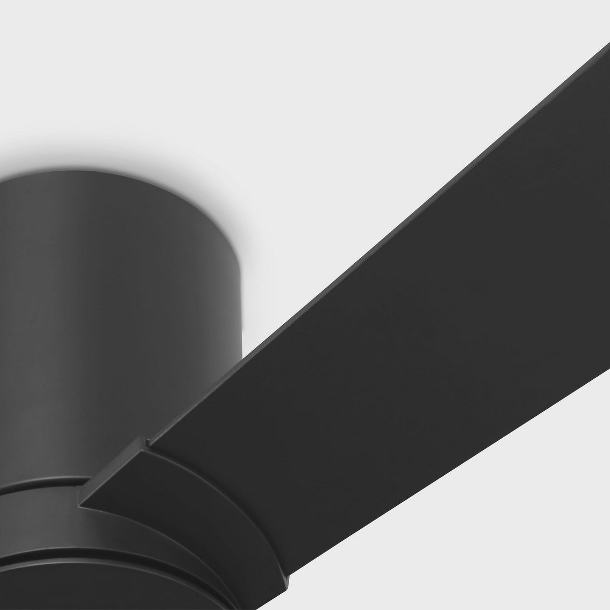 Rozzen 32 Hugger Ceiling Fan