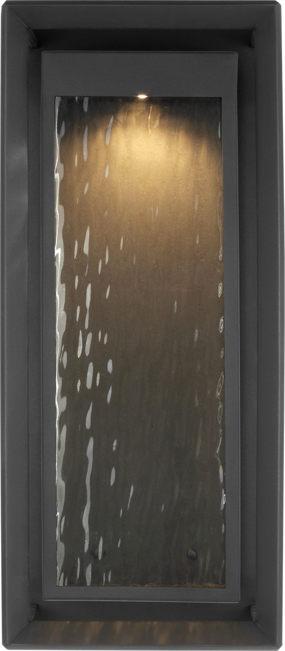 Urbandale Grande Wall Lantern