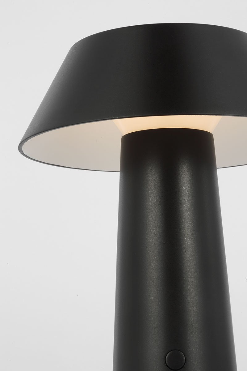 Sesa Short Accent Rechargeable Table Lamp
