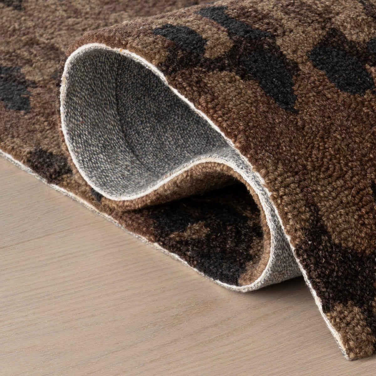 Dash & Albert Paint Chip Hand Micro Hooked Wool Rug in Bark, photo 6