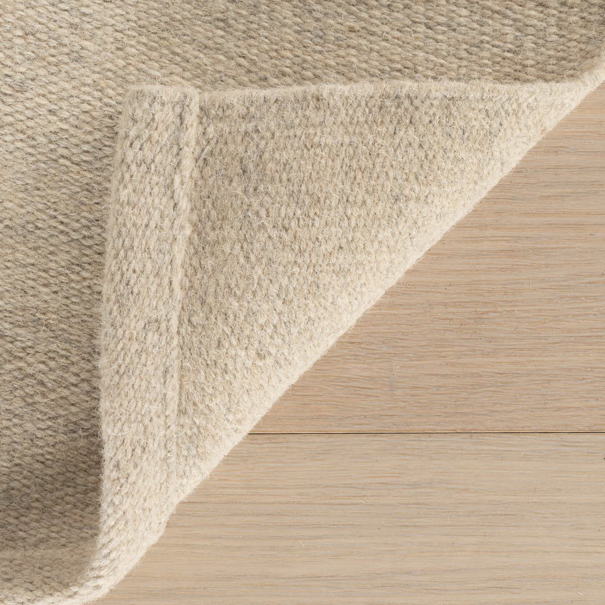 Dash & Albert Iirela Modern Rug in Ivory, photo 2