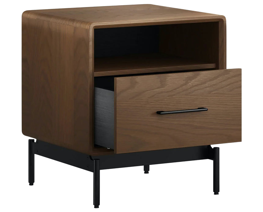 Linq 9181 | 22" Nightstand
