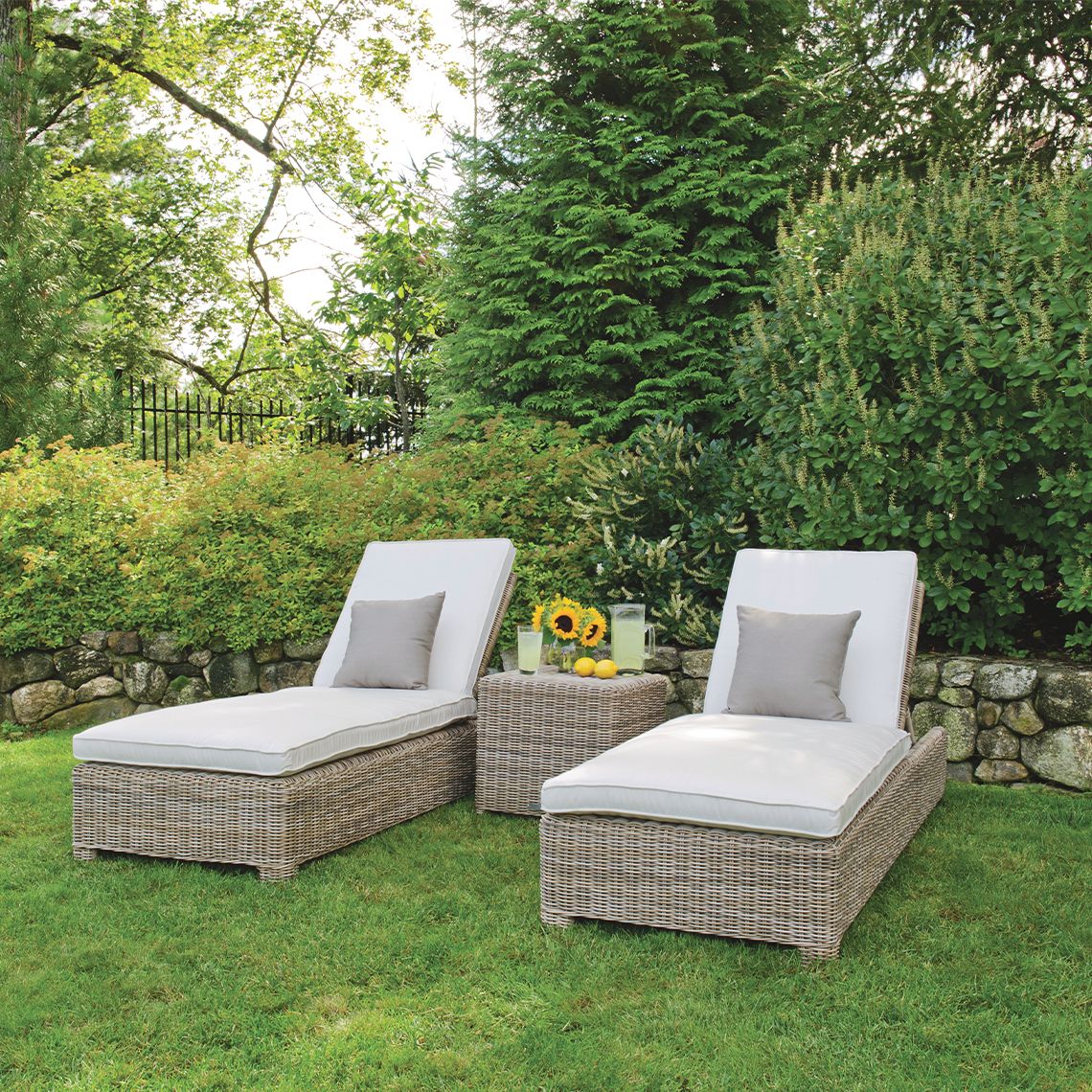 Sag Harbor Adjustable Chaise Lounge with Wheels