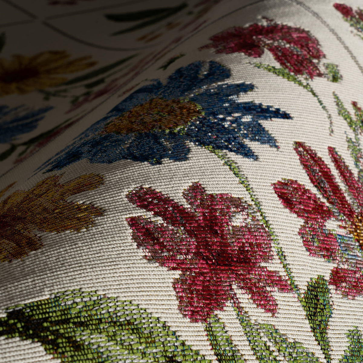 Dash & Albert Solari Floral Indoor/Outdoor Rug in Multicolour, photo 8