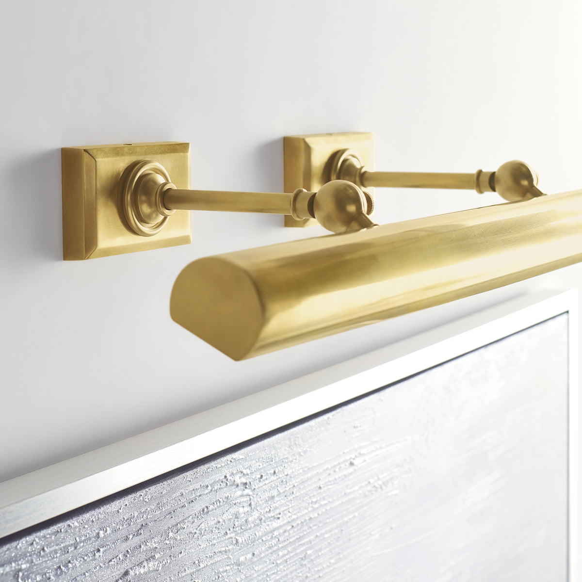 24" Cabinet Maker's Picture Light