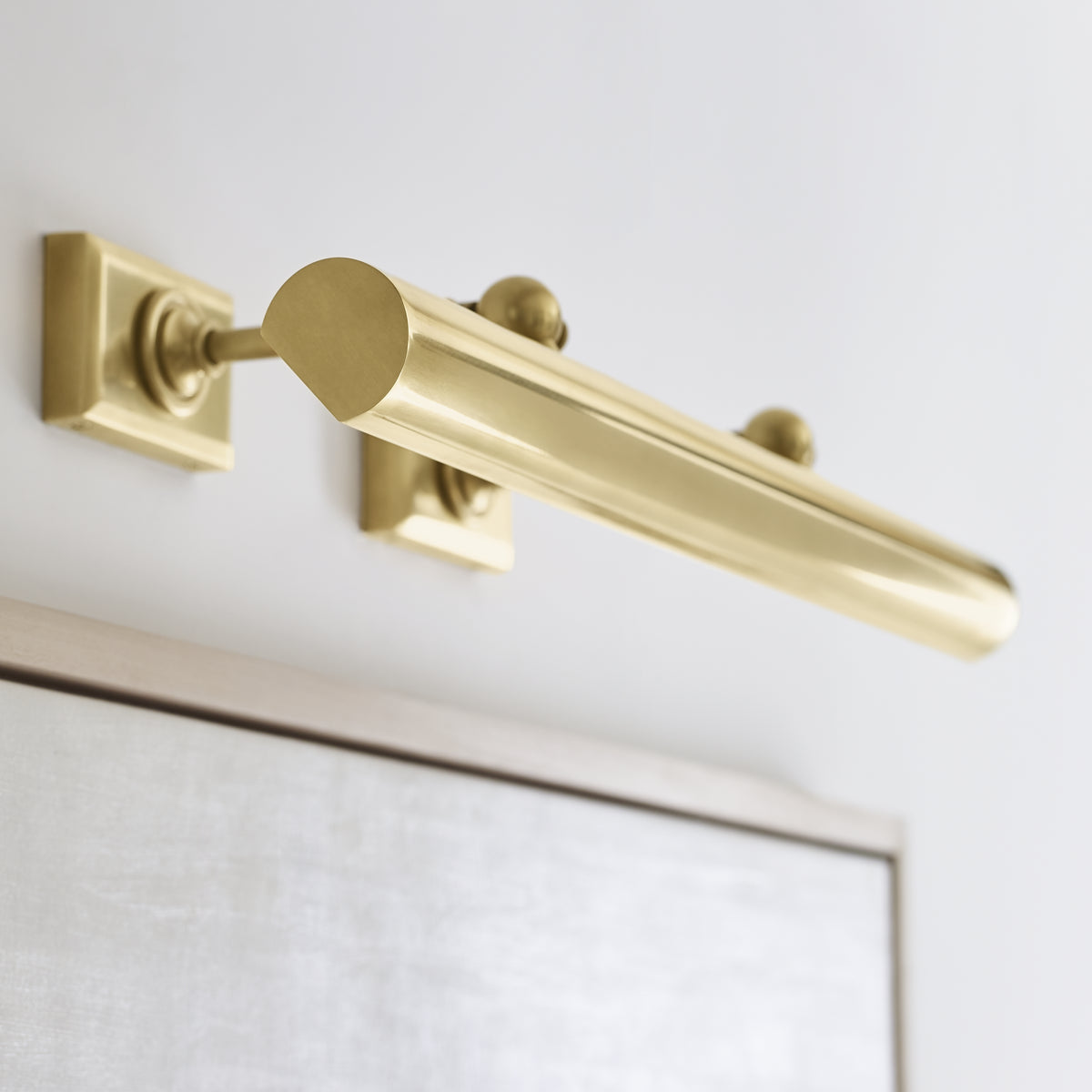 24" Cabinet Maker's Picture Light