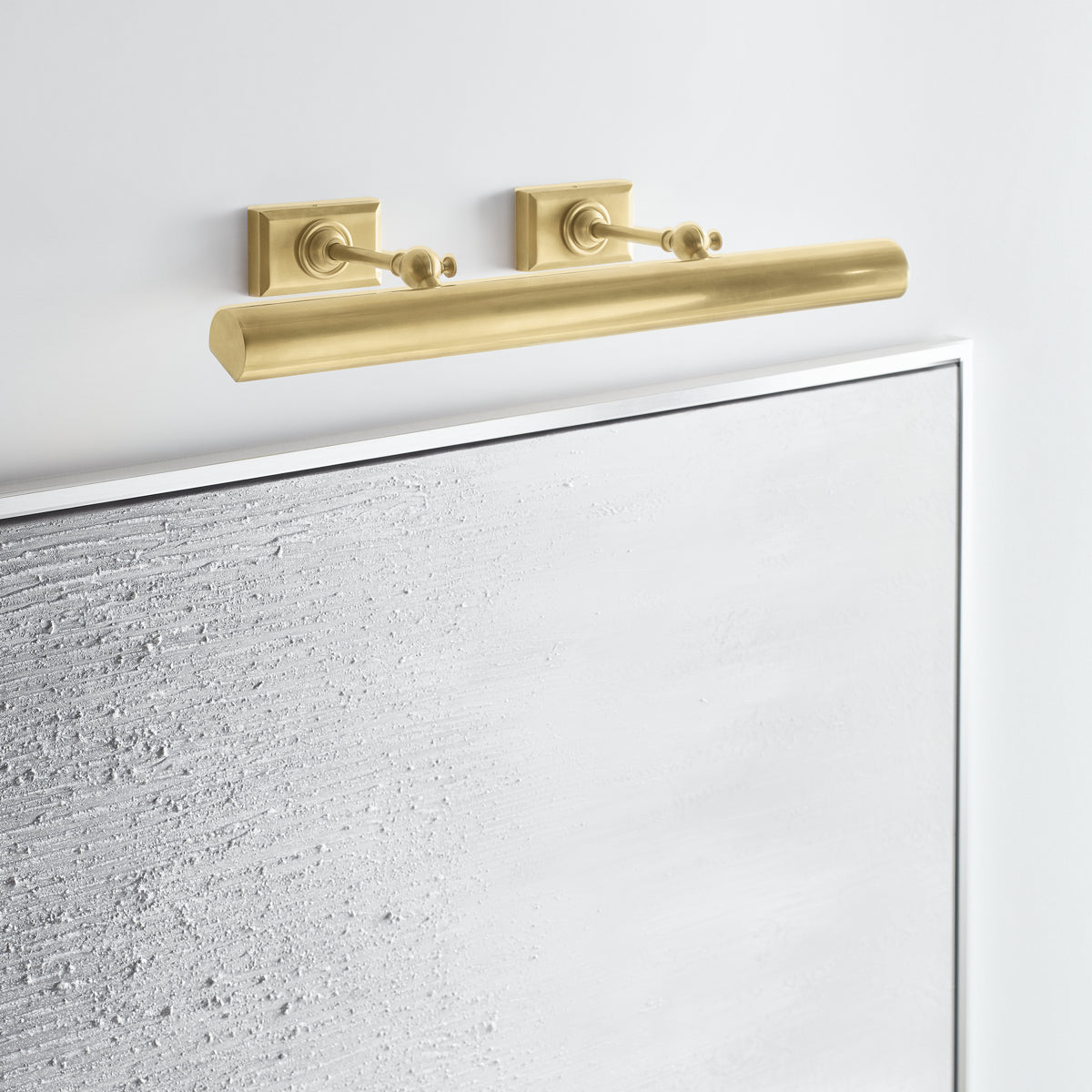 24" Cabinet Maker's Picture Light