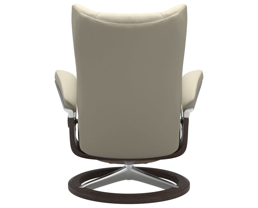 Wing Recliner | Signature Base