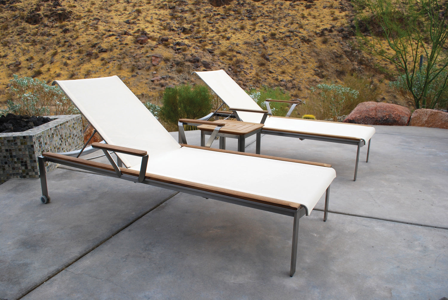 Side Table | Kingsley Bate Tivoli Collection | Valley Ridge Furniture