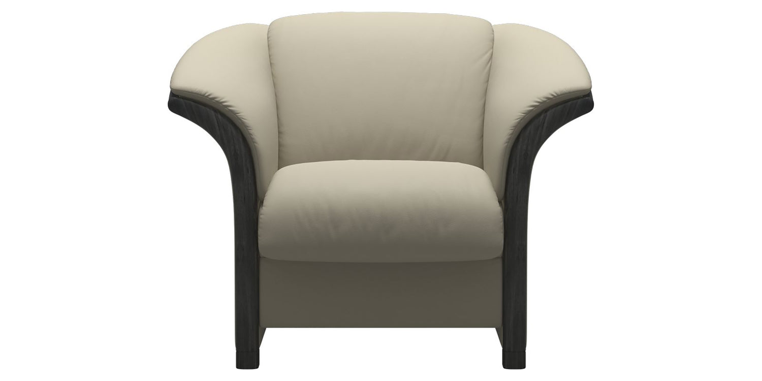 Paloma Leather Light Grey & Grey Arm Trim | Stressless Manhattan Chair | Valley Ridge Furniture