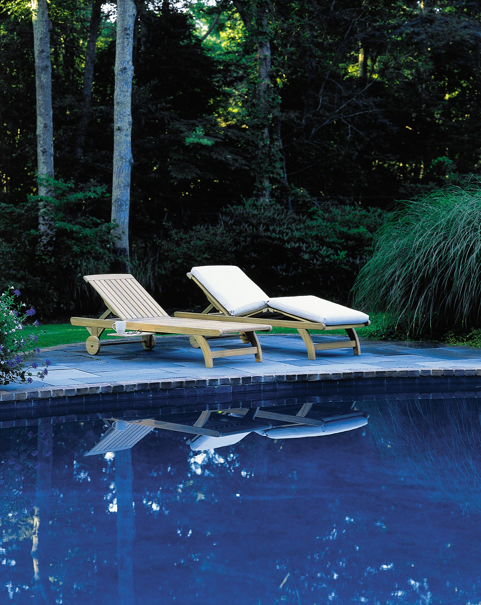 Chaise | Kingsley Bate Classic Collection | Valley Ridge Furniture