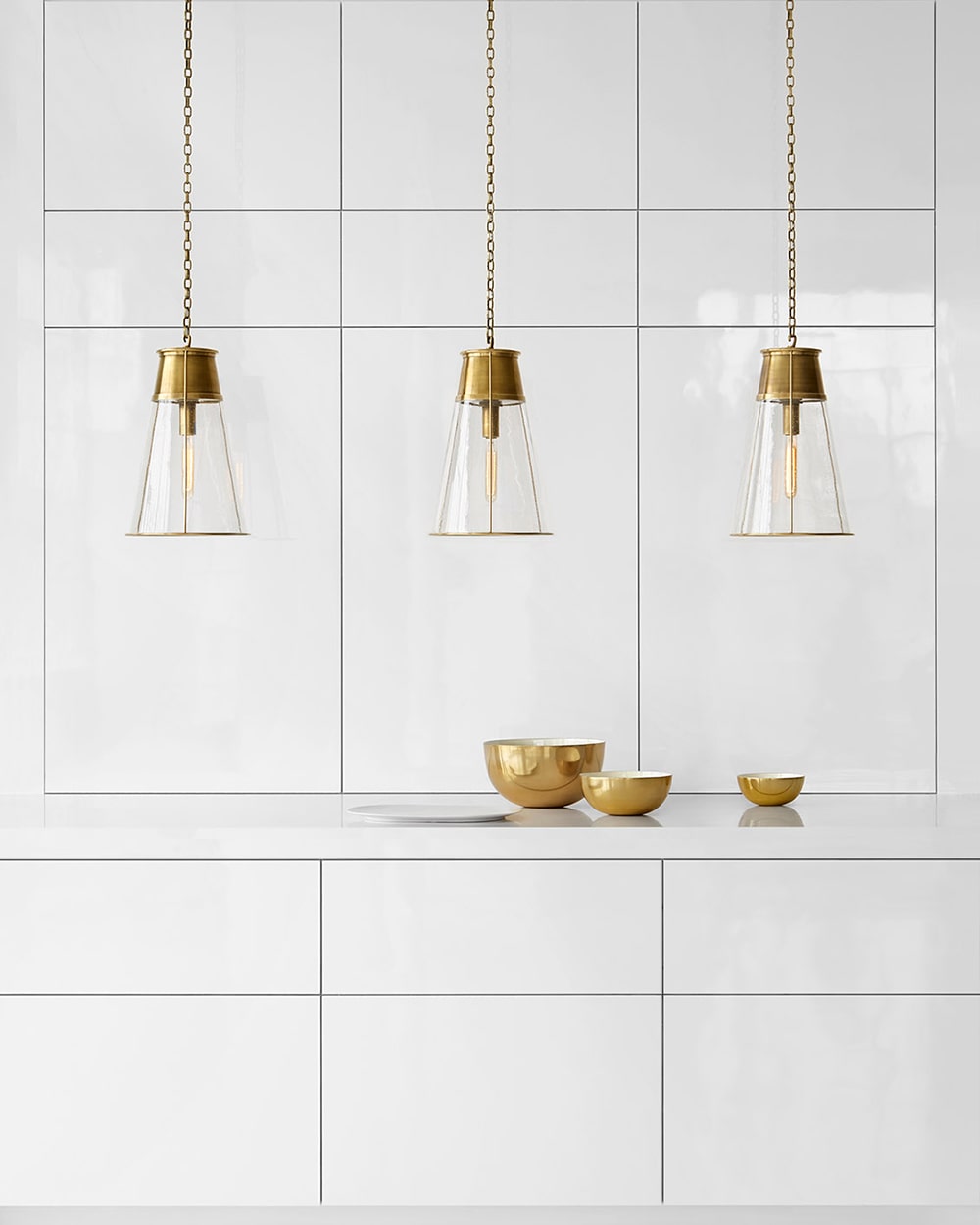 Hand-Rubbed Antique Brass and Clear Glass | Robinson Large Pendant | Valley Ridge Furniture